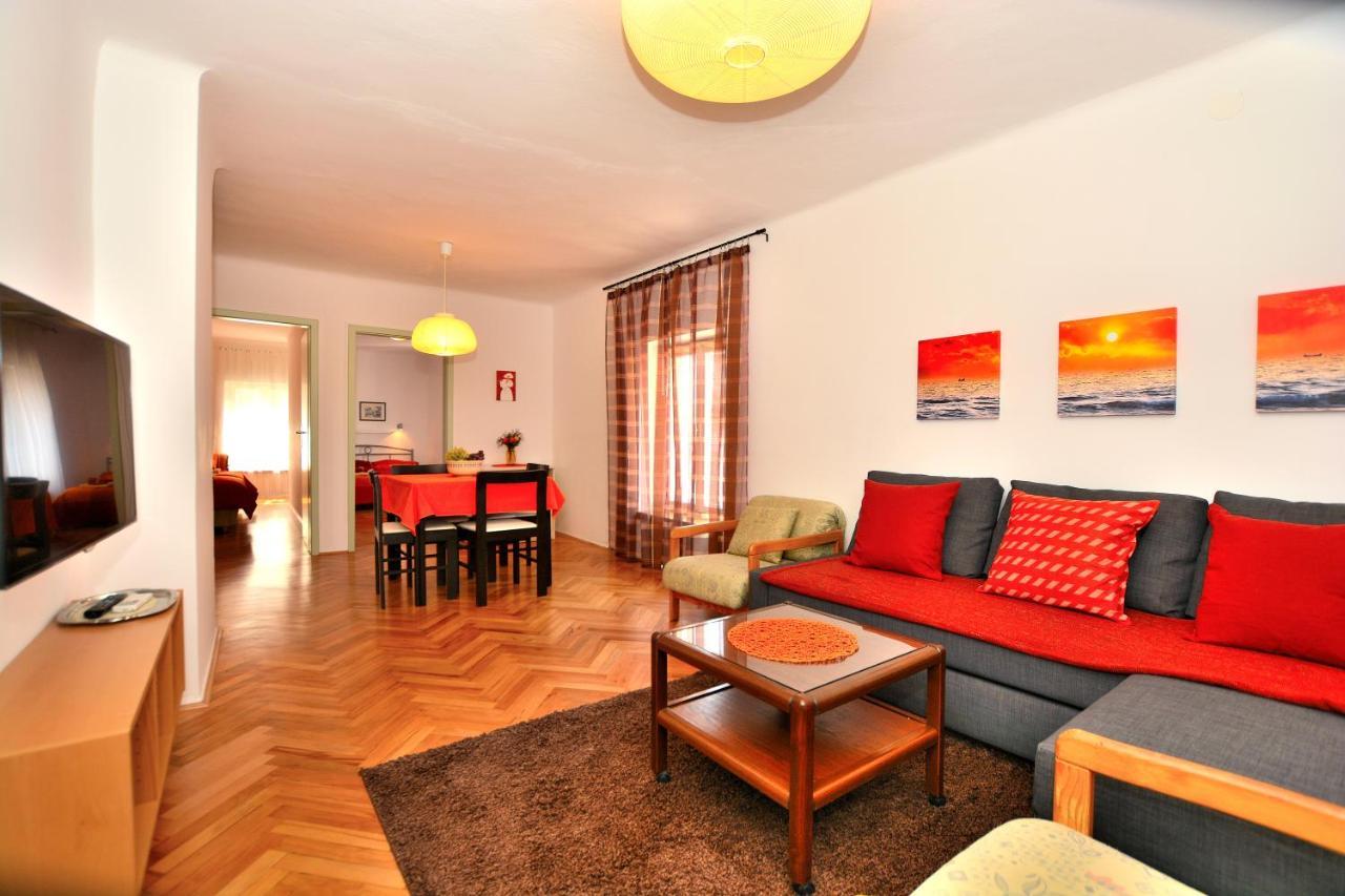 Spacious Piran Central Apartment For 5 Pax Bg Экстерьер фото